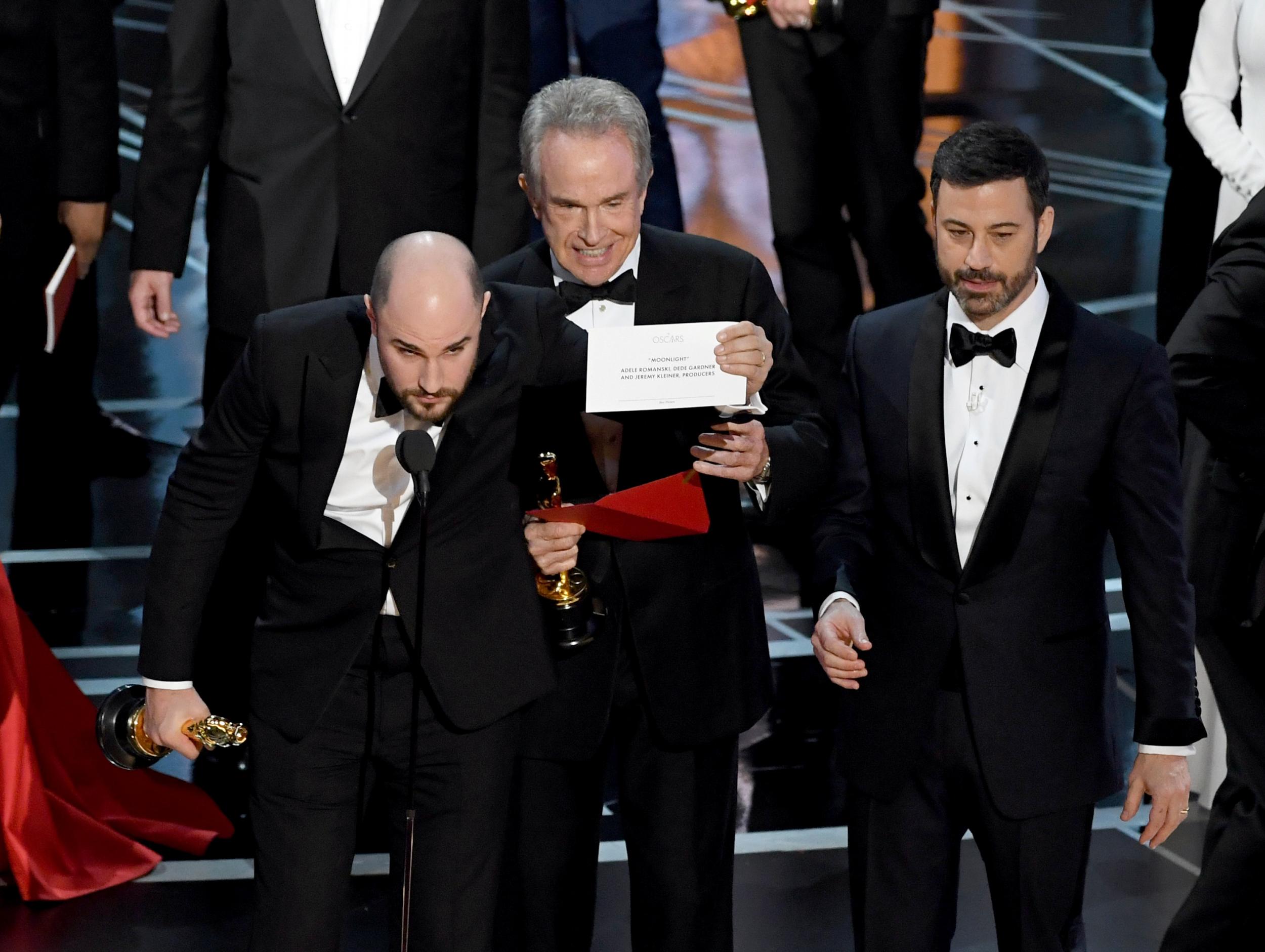 Producer, Jordan Horowitz, held the envelope, saying: “There’s a mistake. ‘Moonlight,’ you guys won best picture”