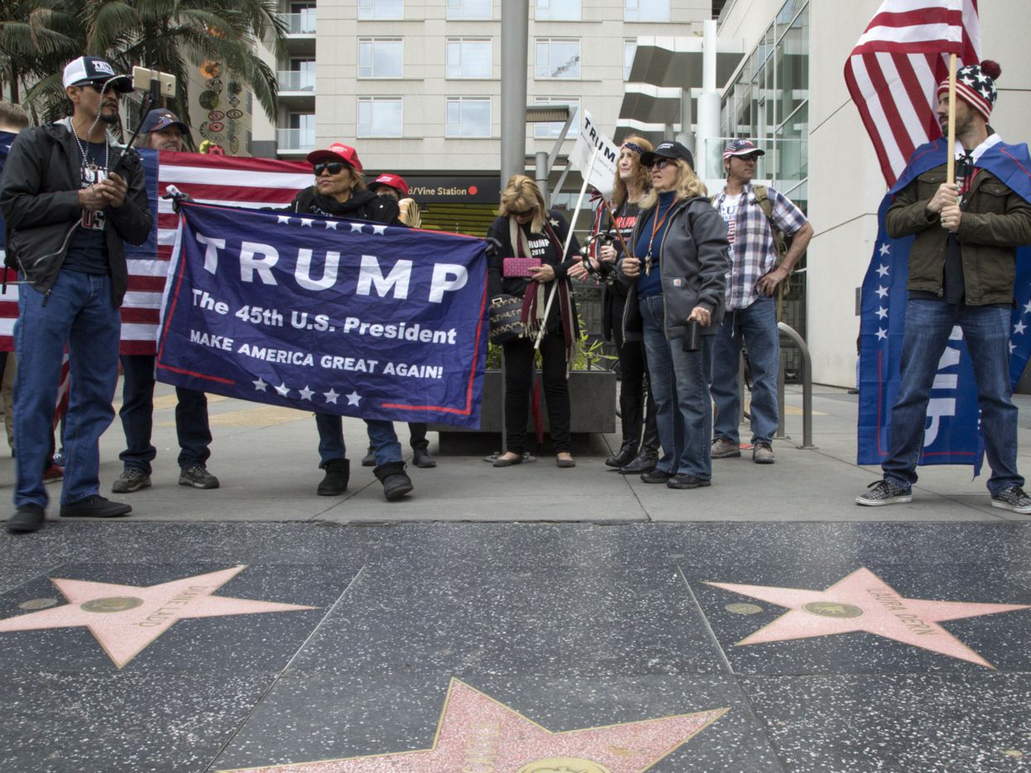 Supporters of US President Donald J. Trump protest against the 'Hollywood elite' before the Academy Awards on Hollywood Boulevard in Hollywood