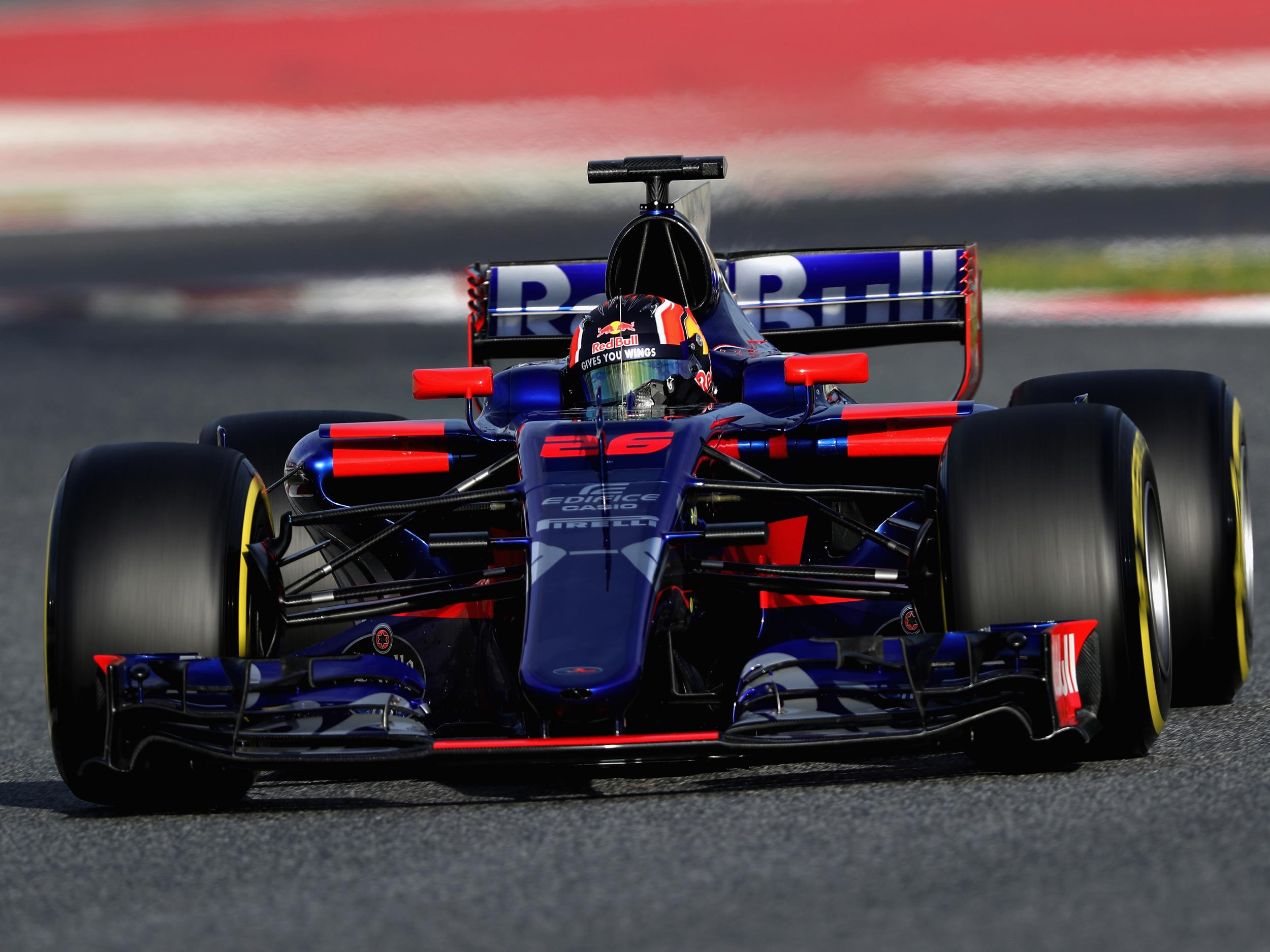 Kvyat has kept his seat at Toro Rosso for 2017