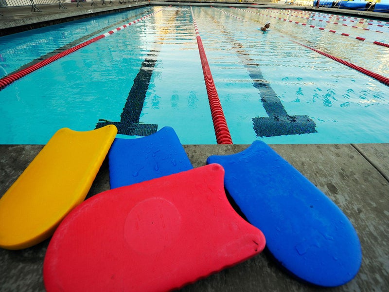 Swimming teacher drank wine from the bottle before lesson and fell over in pool 