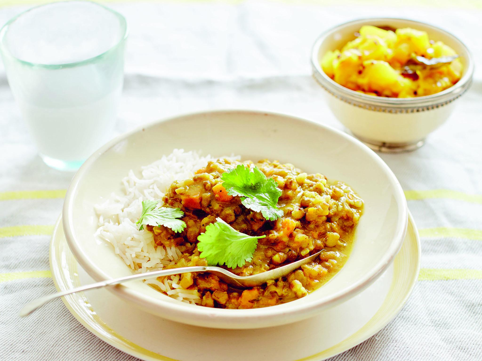 &#13;
Dal with lemon or lime curry&#13;