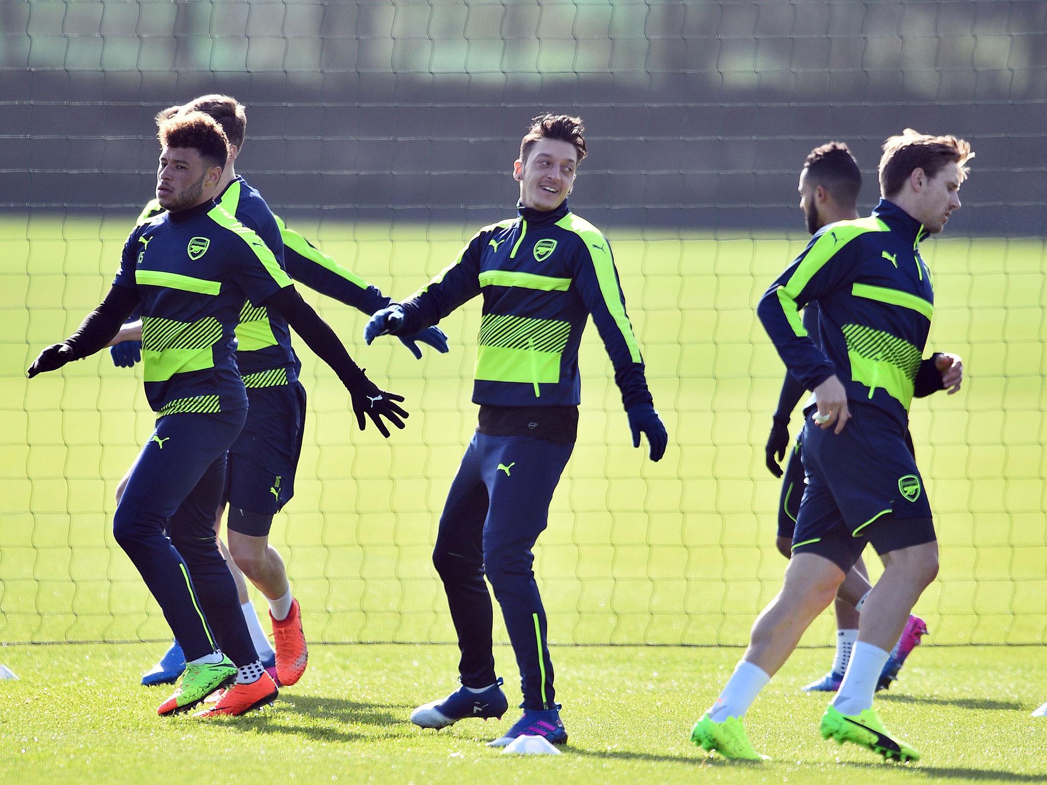 Mesut Ozil trained with his Arsenal teammates on Monday