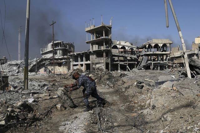 The main government complex in Mosul was no longer being used by the militant group