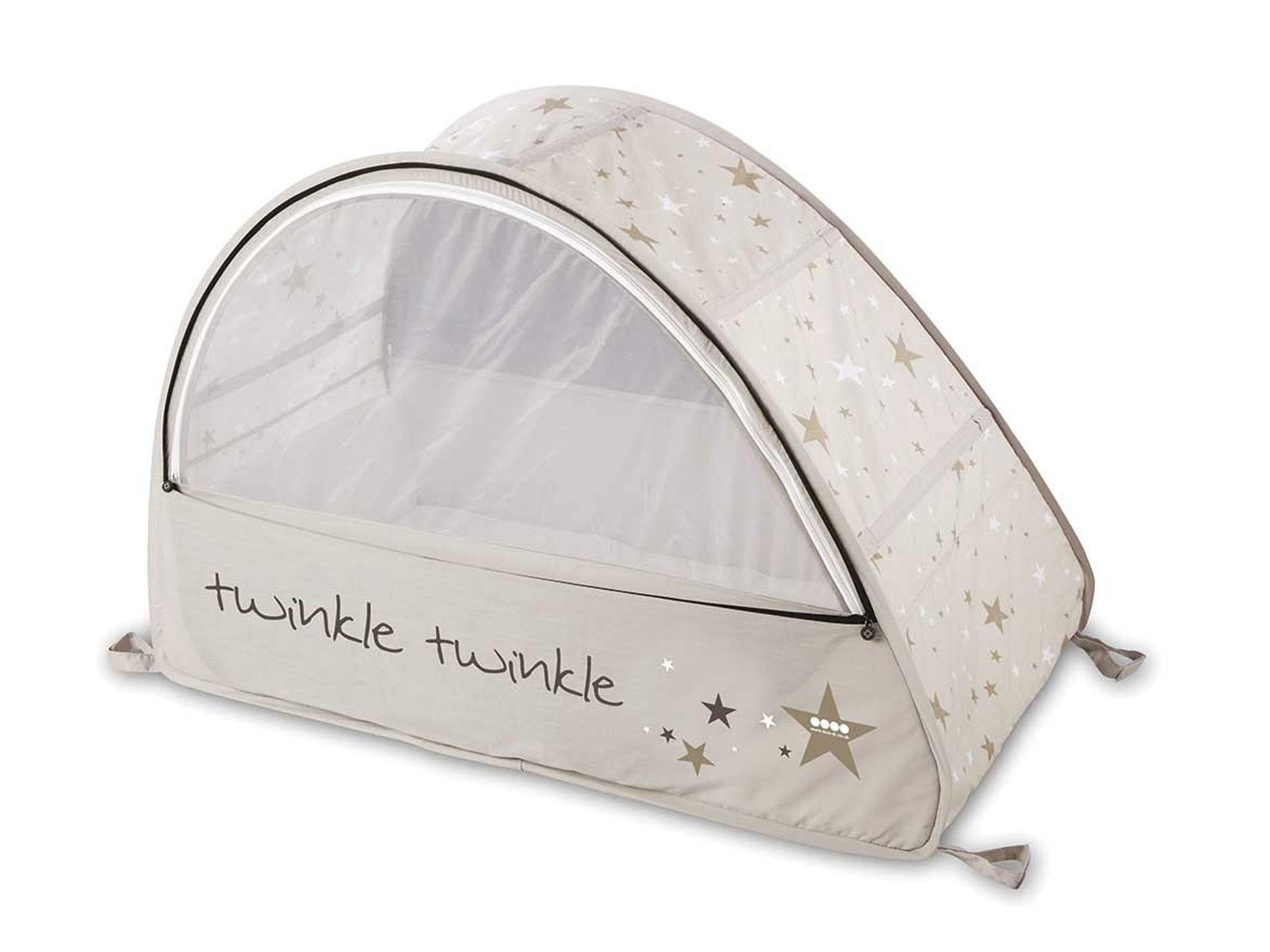 14 Best Travel Cots The Independent This Is A Pop Up Travel Cot Bassinette Aimed At Kids Aged Six To 18 Months The First Thing It Has Going For That S Extremely Light Just 1kg