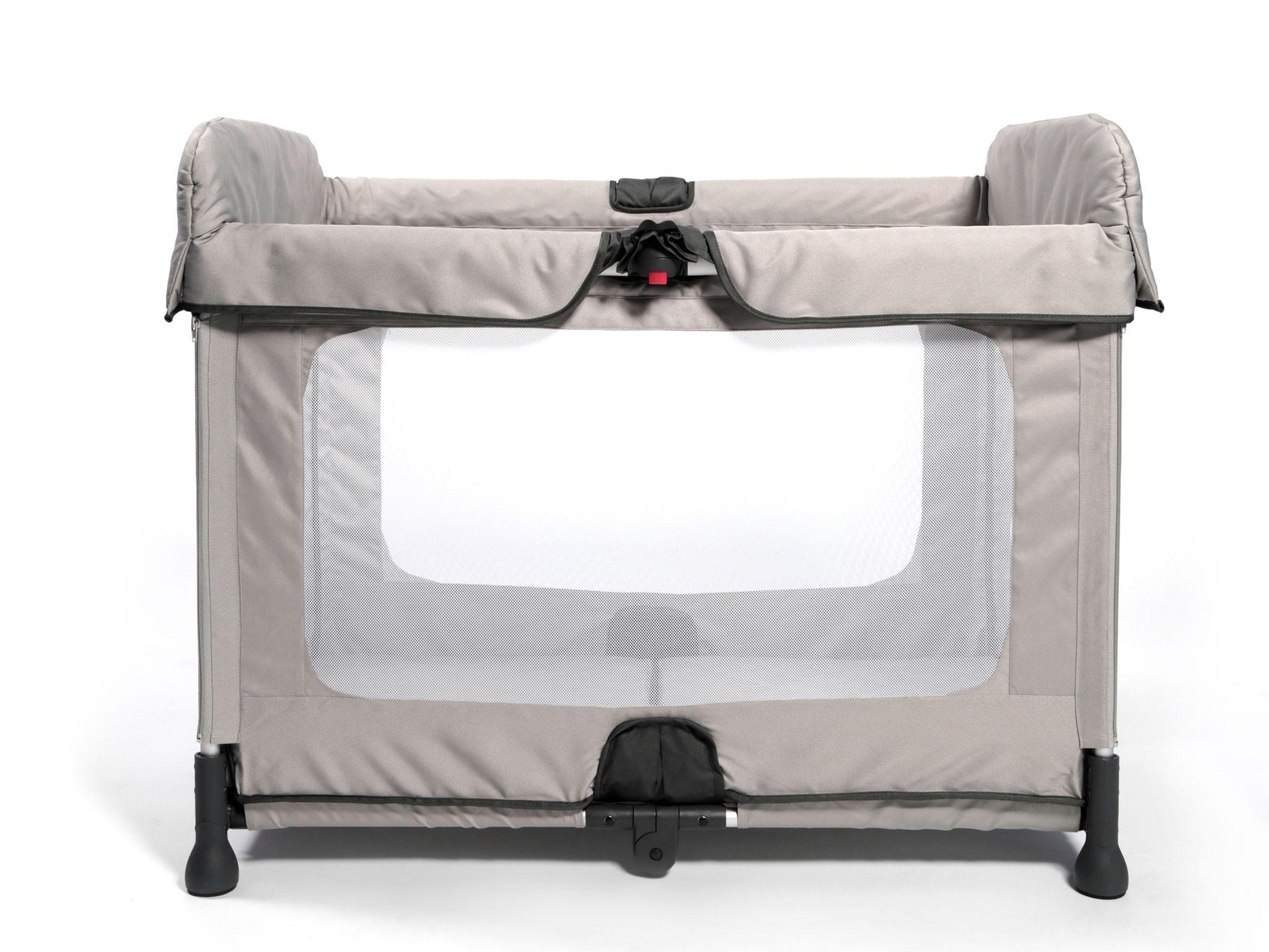 This lightweight cot claims to open and close in one movement taking just three seconds and thanks to engineering by an Oxford University professor, ...