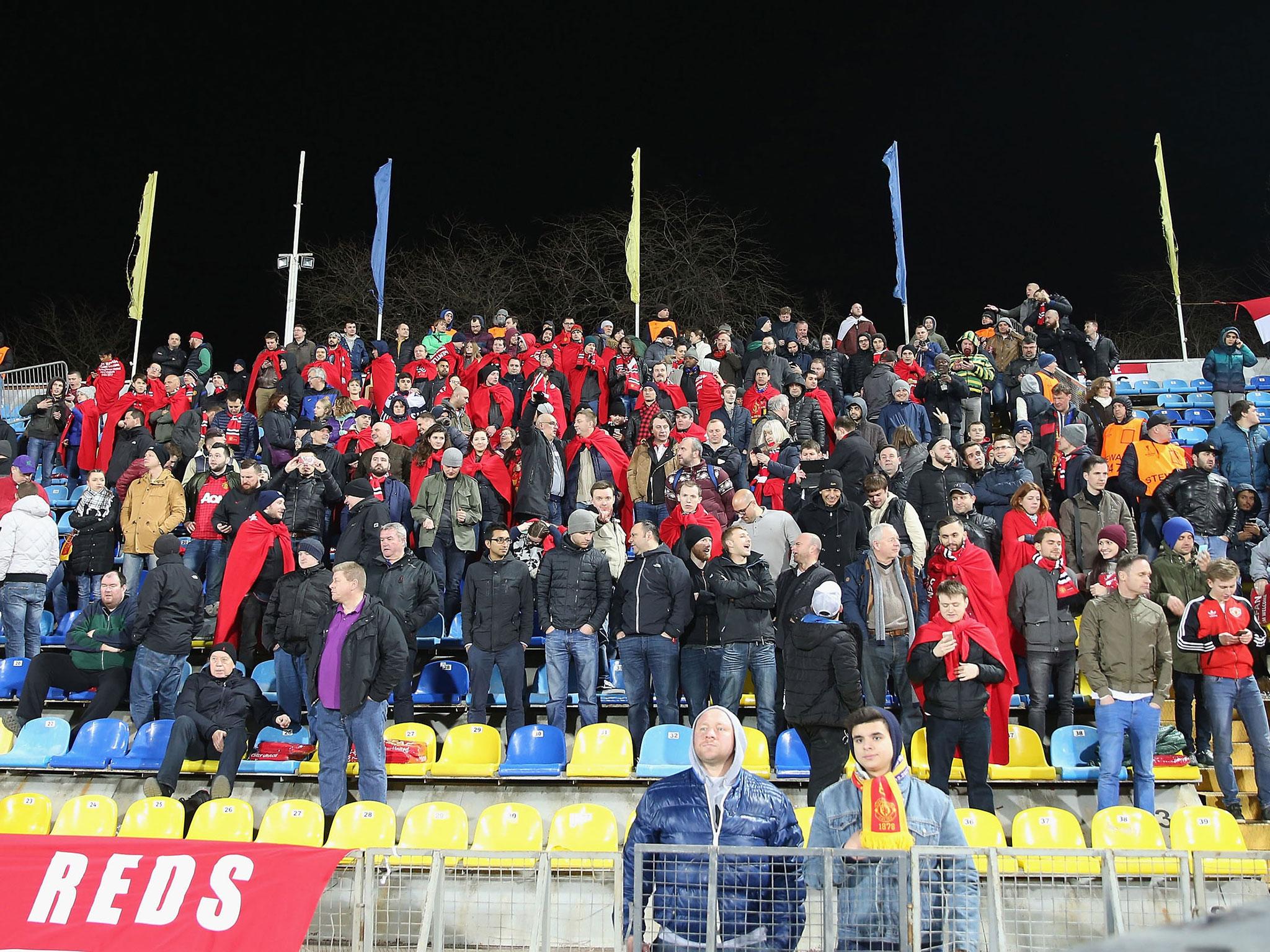 A number of Manchester United fans were draped in blankets during the match against Rostov