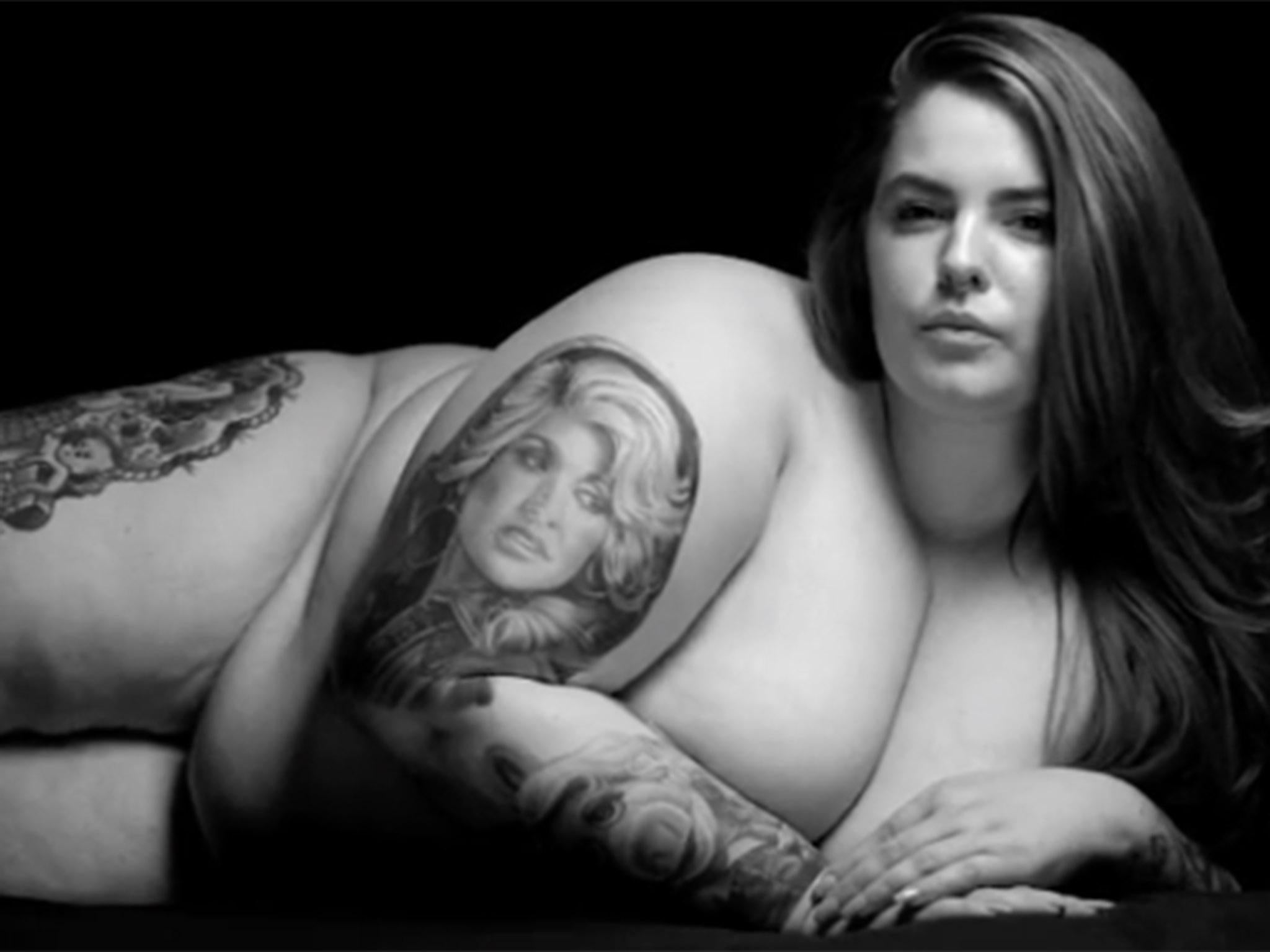 Tess Holliday poses nude and make-up free in a bid to 'destroy the ...