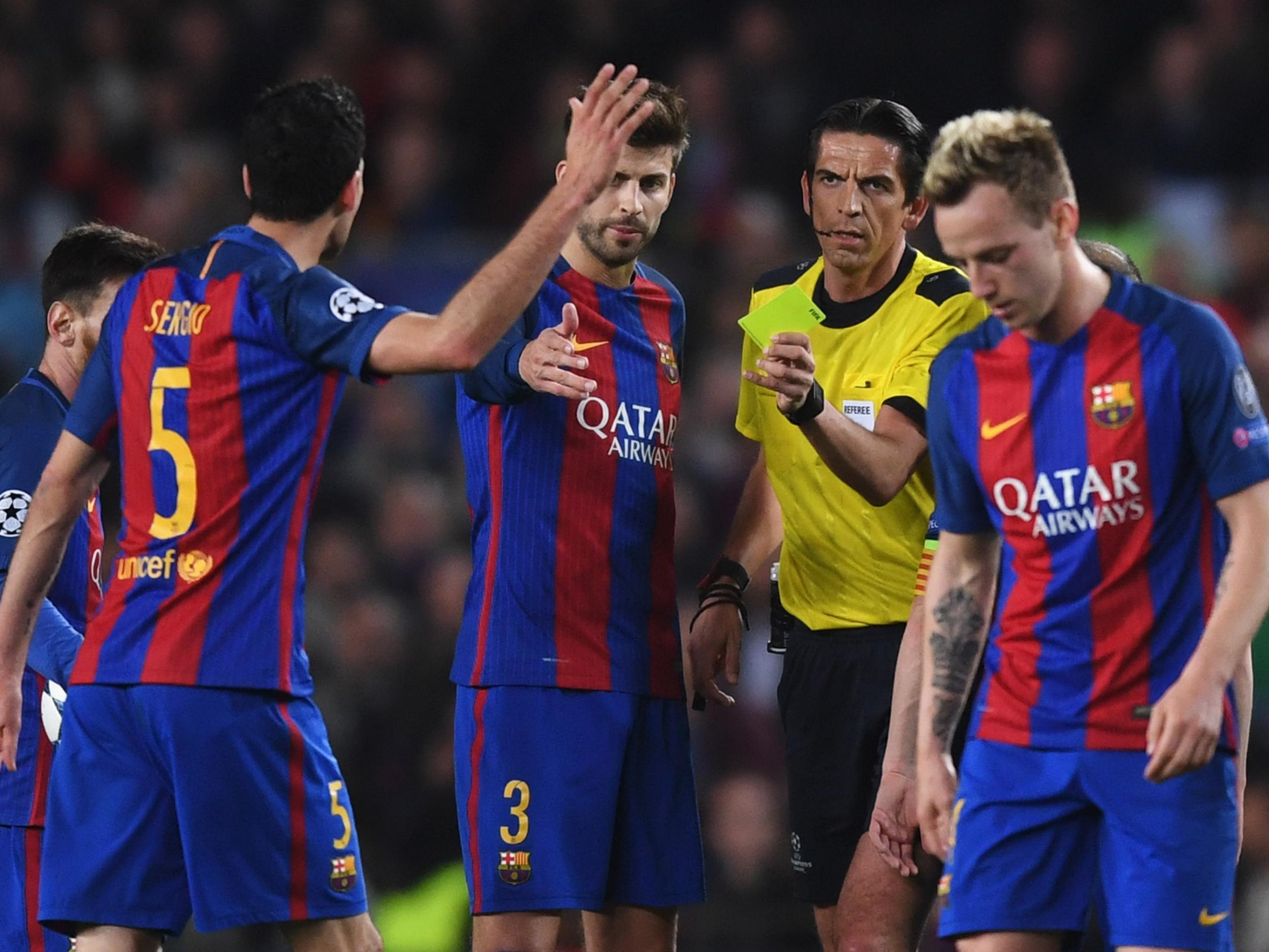 Aytekin awarded Barcelona a controversial injury-time penalty