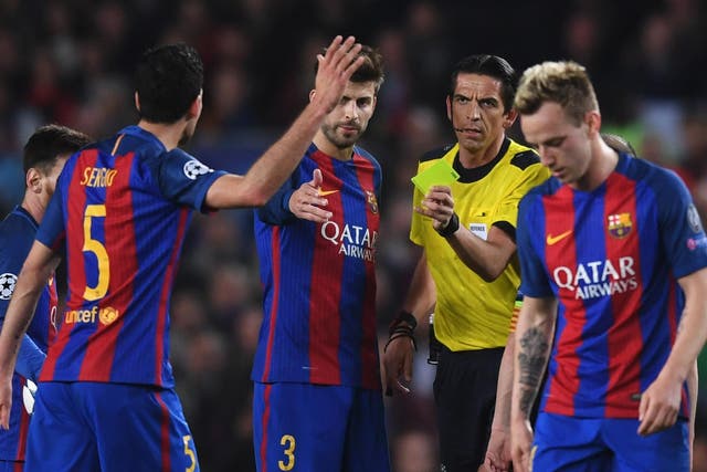 Aytekin awarded Barcelona a controversial injury-time penalty