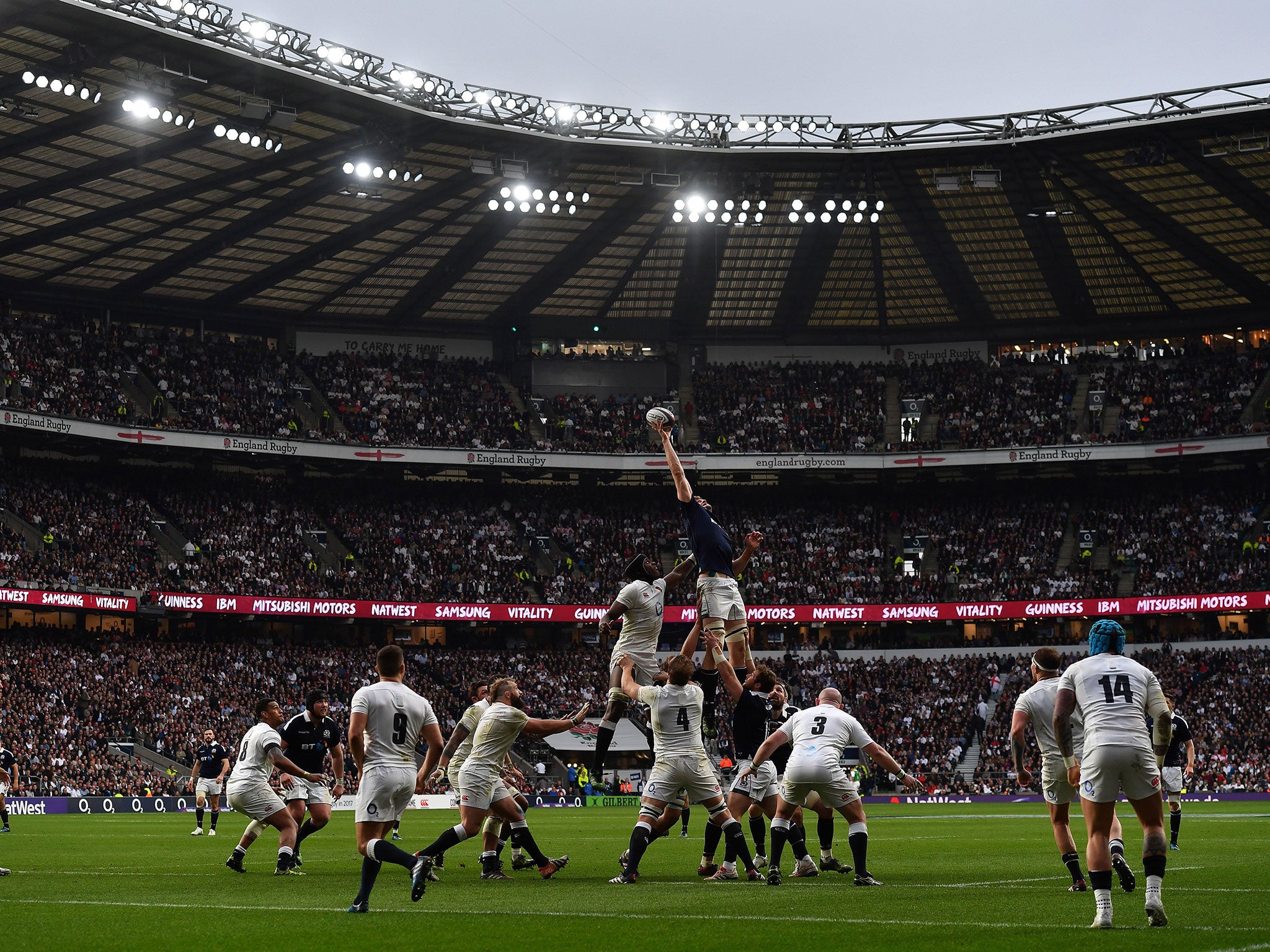 Scotland and England's forwards compete for a line-out