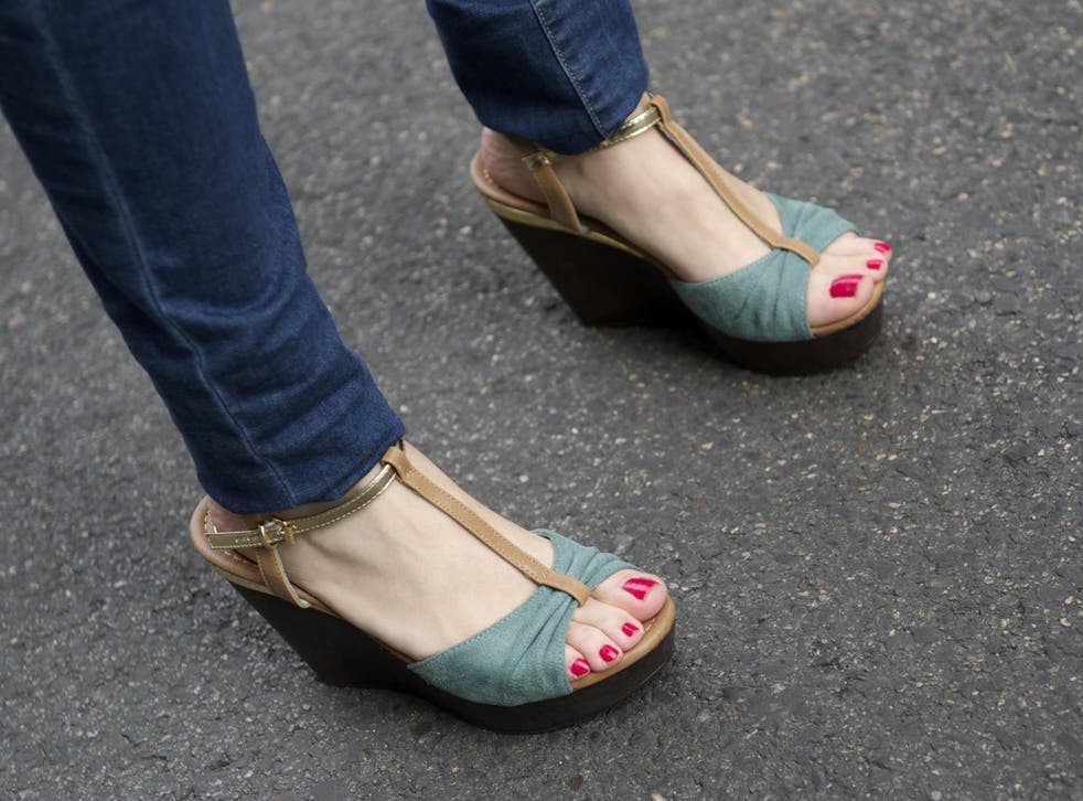 Feet and pinches: backless shoes, overtight jeans and shoulder bags can all lead to lumbar aches