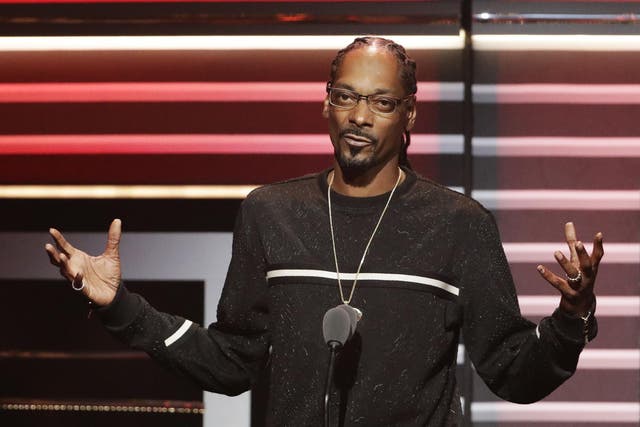 Snoop Dogg speaks after being honoured at the BET Hip Hop Awards