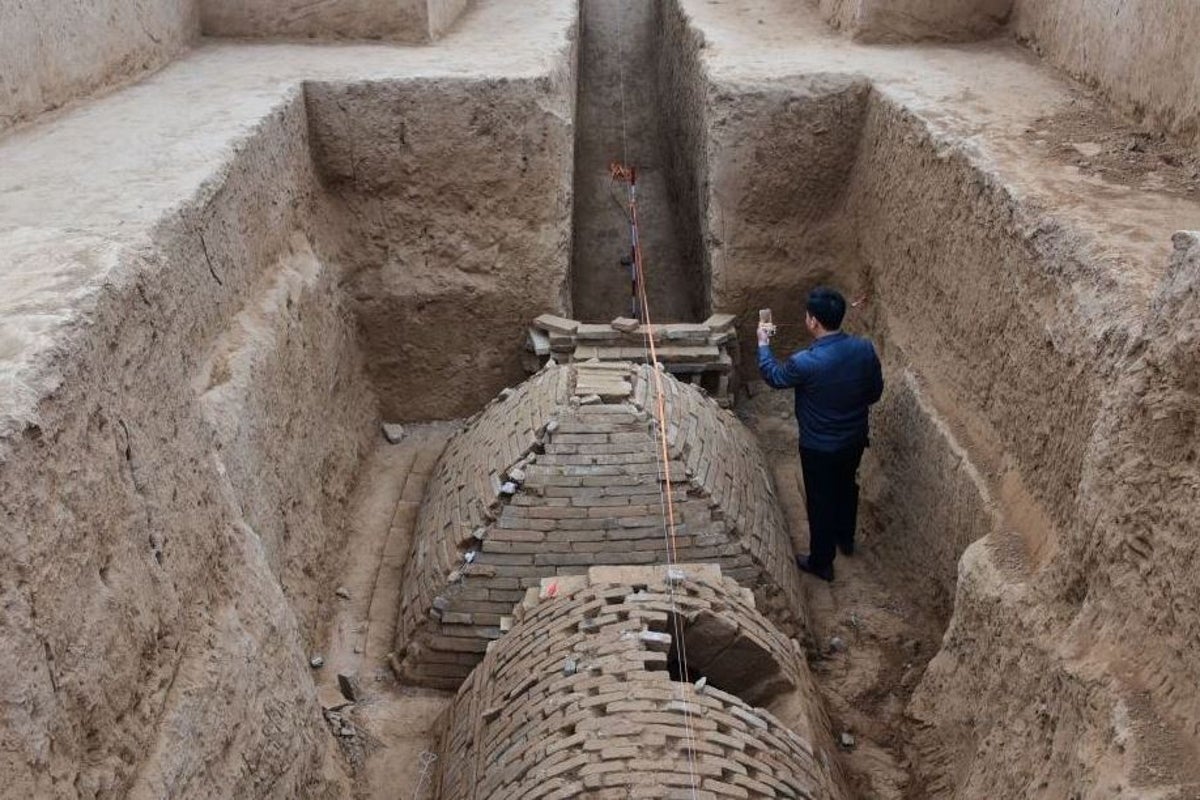 Mysterious pyramid-shaped tomb discovered under Chinese construction ...