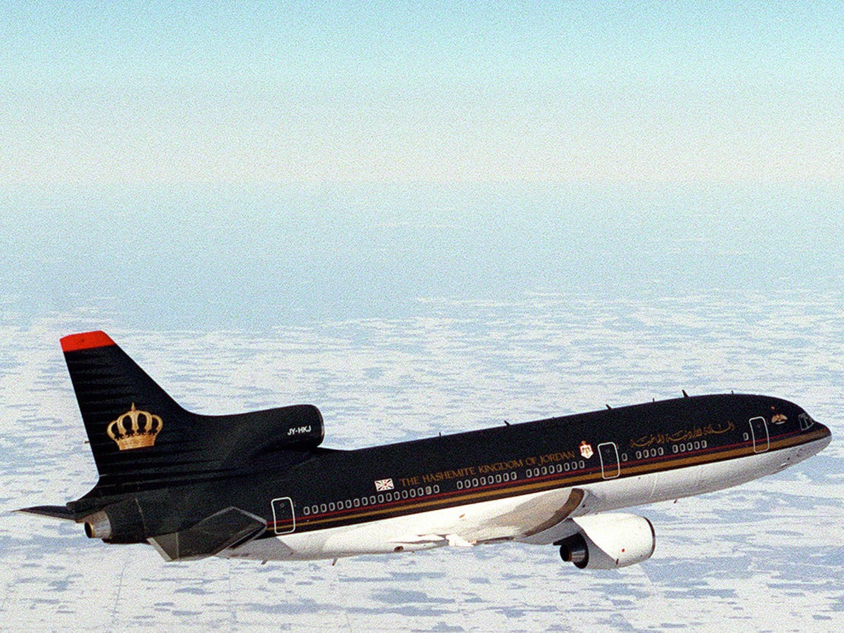 US bans electronic devices on flights from eight majority-Muslim