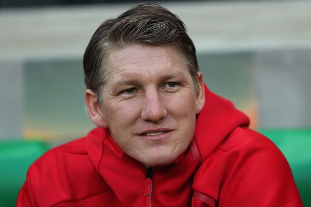 Bastian Schweinsteiger has agreed to join Chicago Fire, ending his spell at Manchester United
