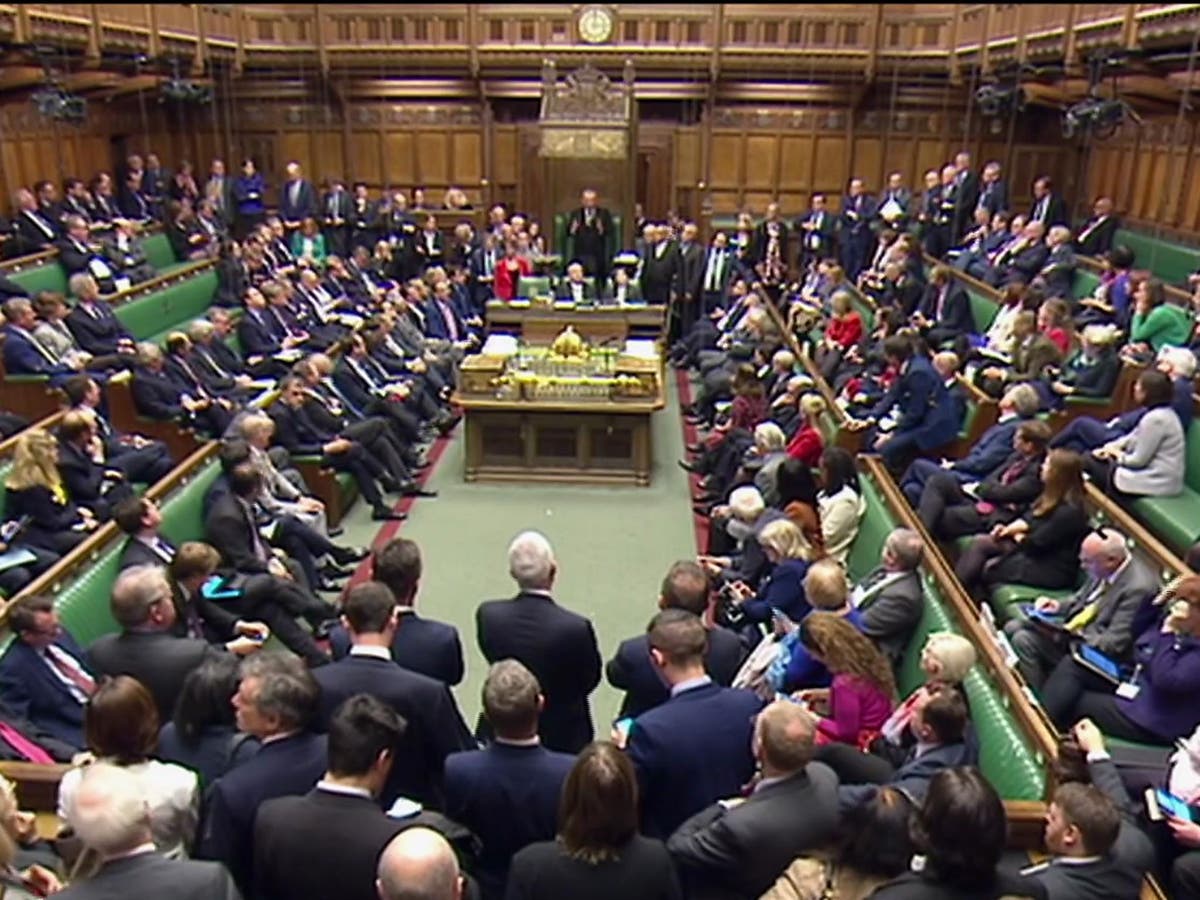 2 the house of commons. Палаты общин (House of Commons). Палата общин Великобритании. Клерк палаты общин Великобритании. Зал парламента Великобритании.