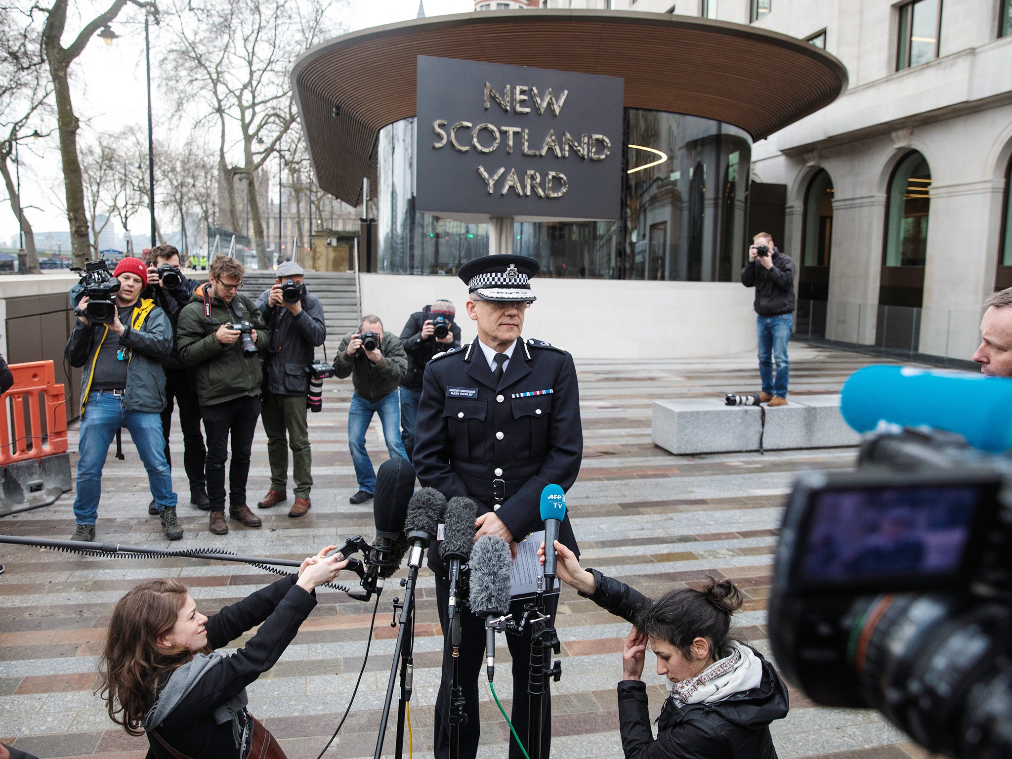 &#13;
Assistant Commissioner Mark Rowley of the Metropolitan Police makes a statement outside of New Scotland Yard following the Westminster attacks in March 2017 &#13;
