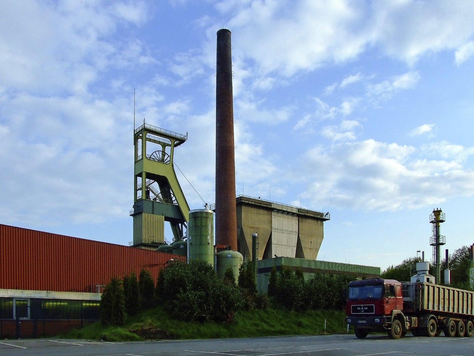 The Prosper Haniel hard coal mine in the state of North-Rhine Westphalia is set to close in 2018, when a process of turning it into a clean energy facility will start