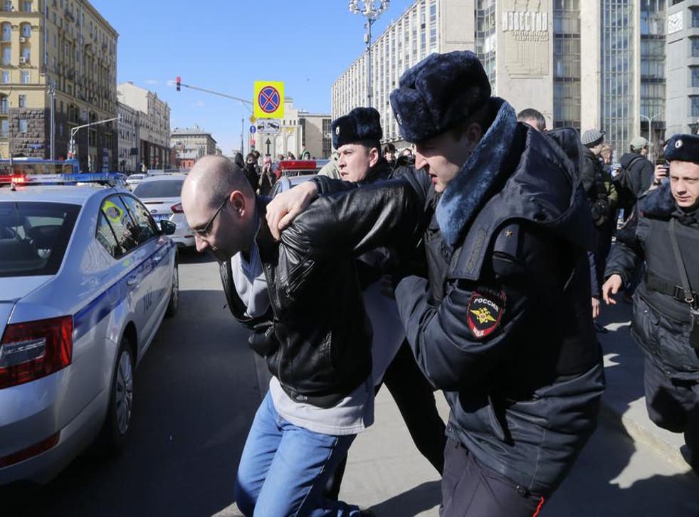 The recent arrests of over 1,000 protesters in Moscow attracted worldwide attention