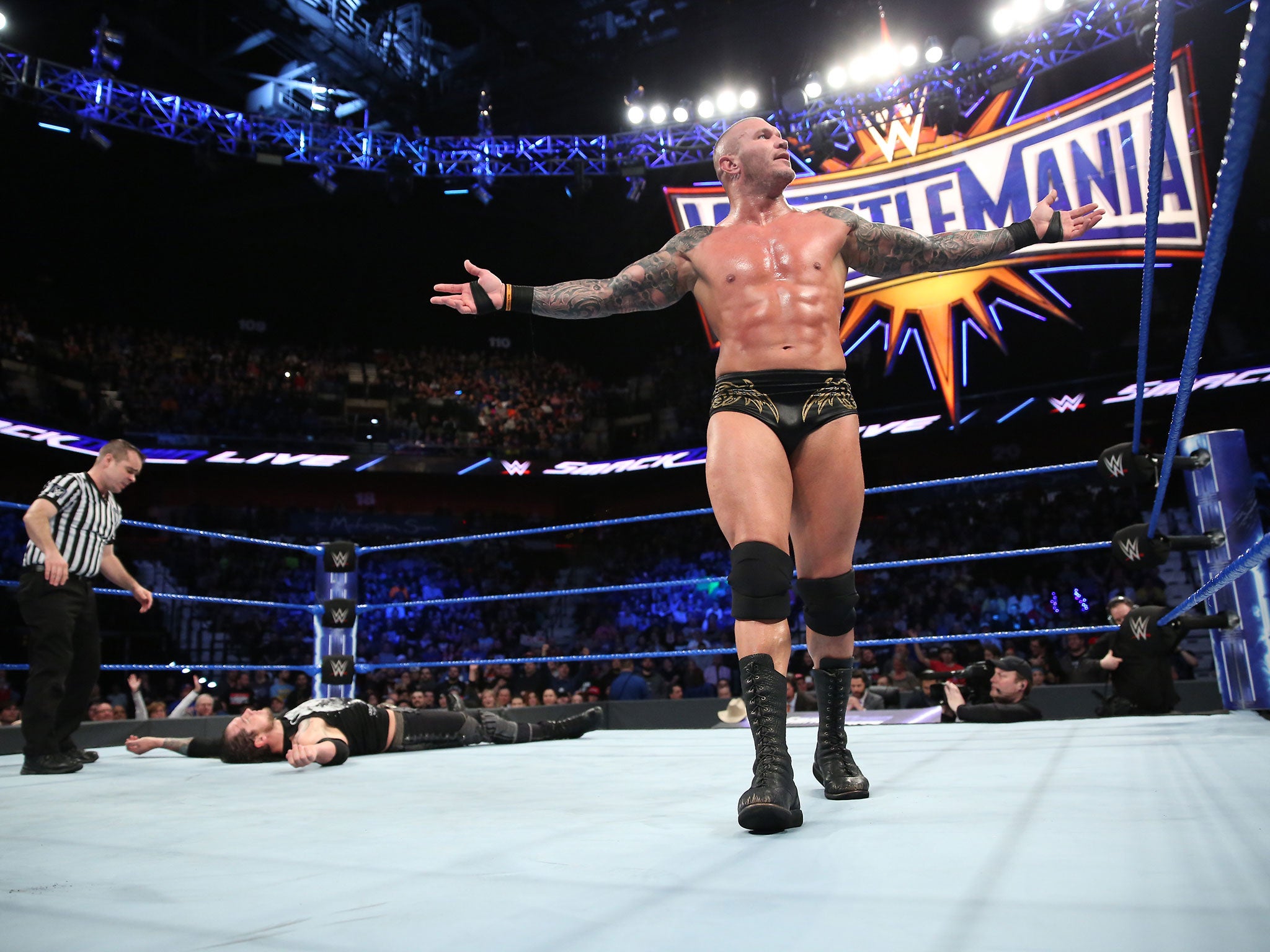 Randy Orton takes on Bray Wyatt after winning the Royal Rumble and turning on his partner