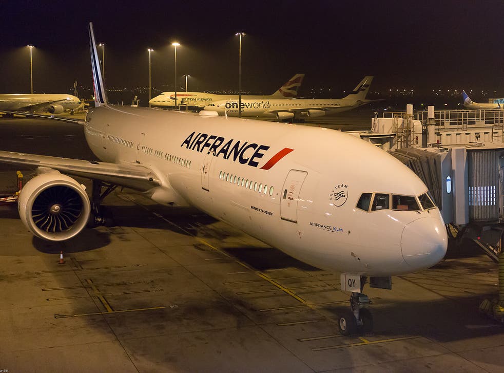 Air France looks towards younger customers with a lower-cost airline under its brand