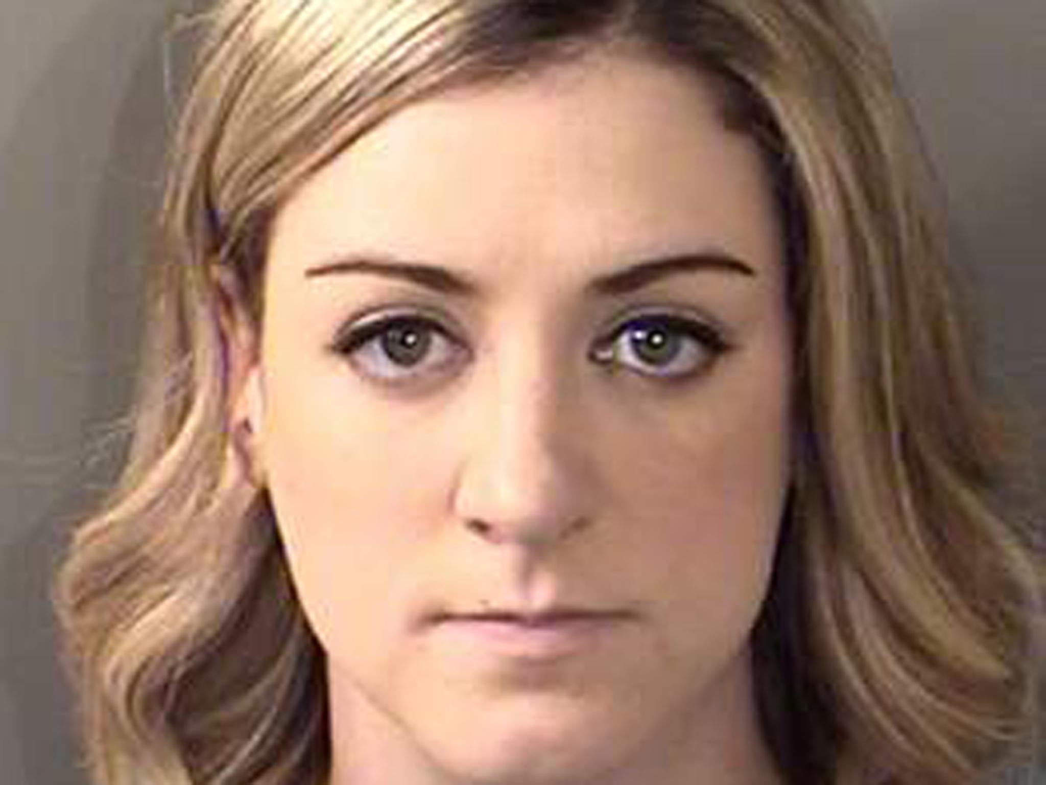 Pregnant teacher 'sent nude photos and had sex with 15-year ...