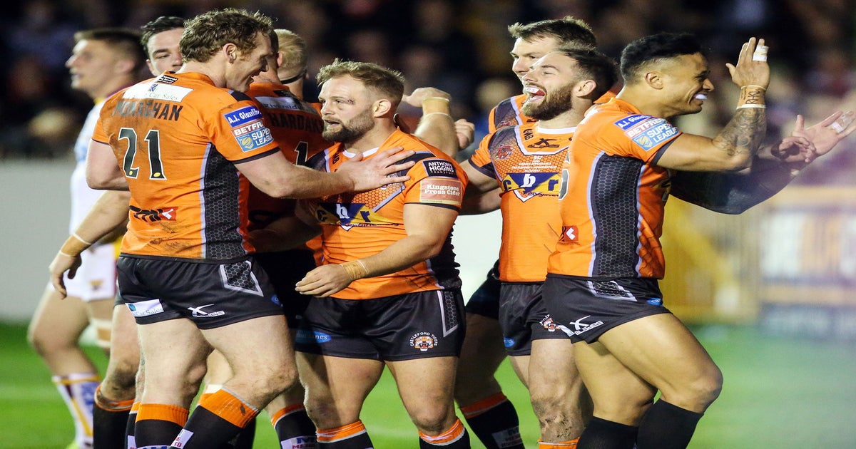 Castleford Tigers strengthen their spot at the top with demolition of  Huddersfield Giants, The Independent
