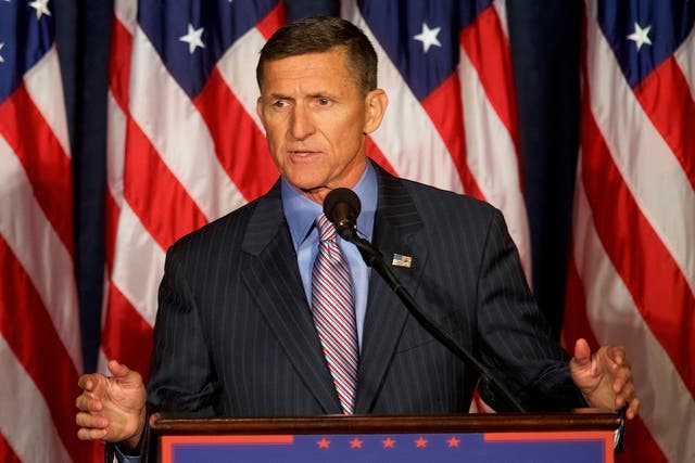 Mike Flynn campaigning for Donald Trump