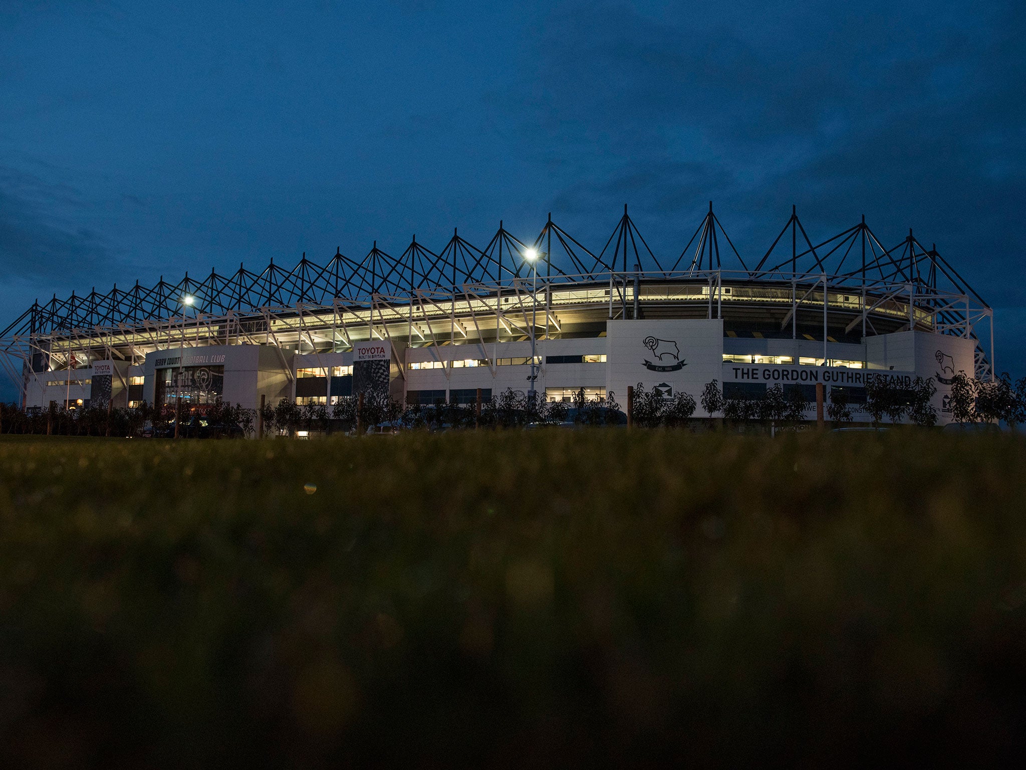 This was Rowett's first win at Pride Park