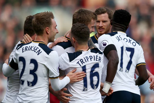 Tottenham went within seven points of league leaders Chelsea with nine games remaining