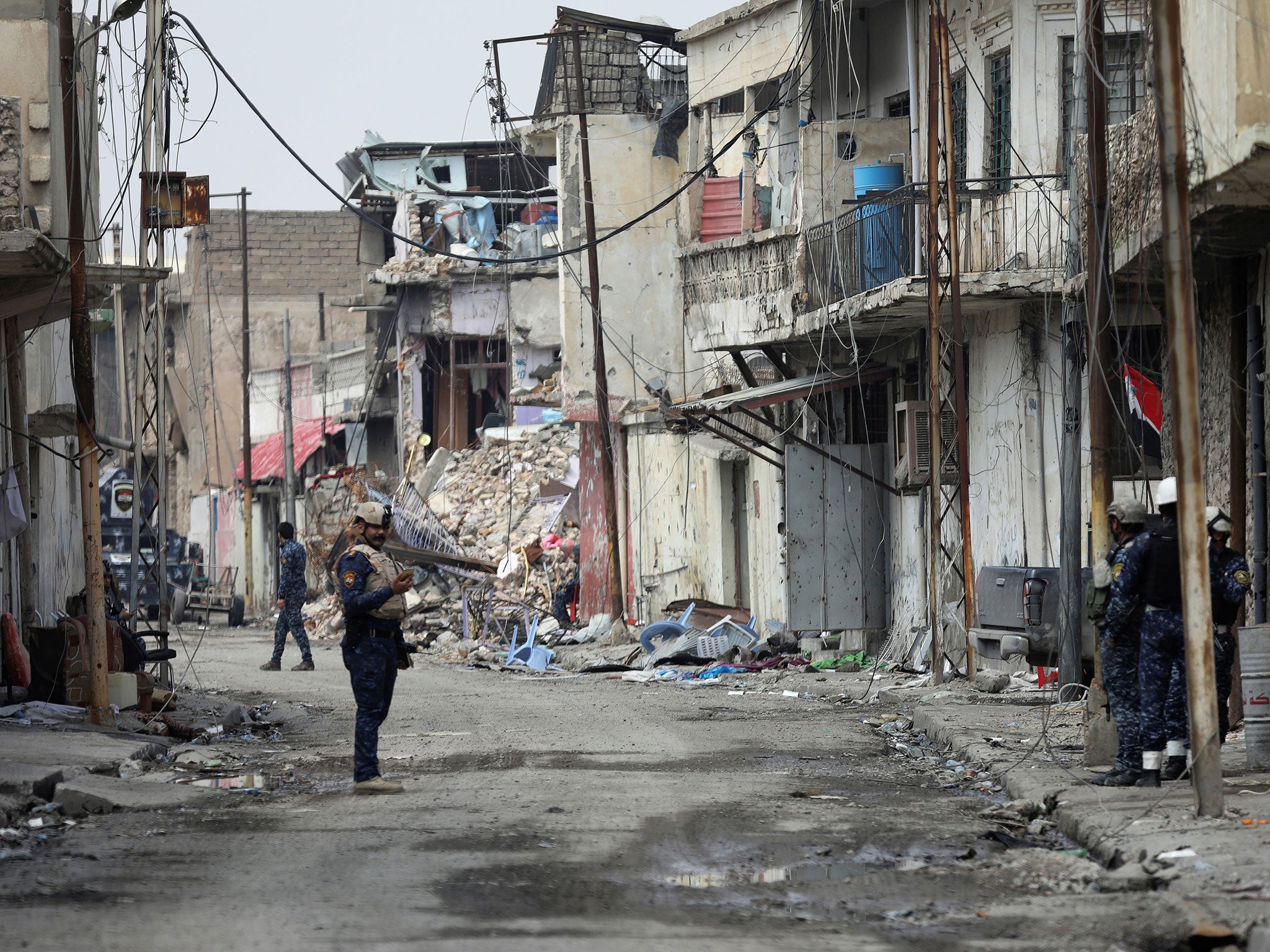 Battle for Mosul: Destruction of al-Nuri mosque 'shows IS defeated'