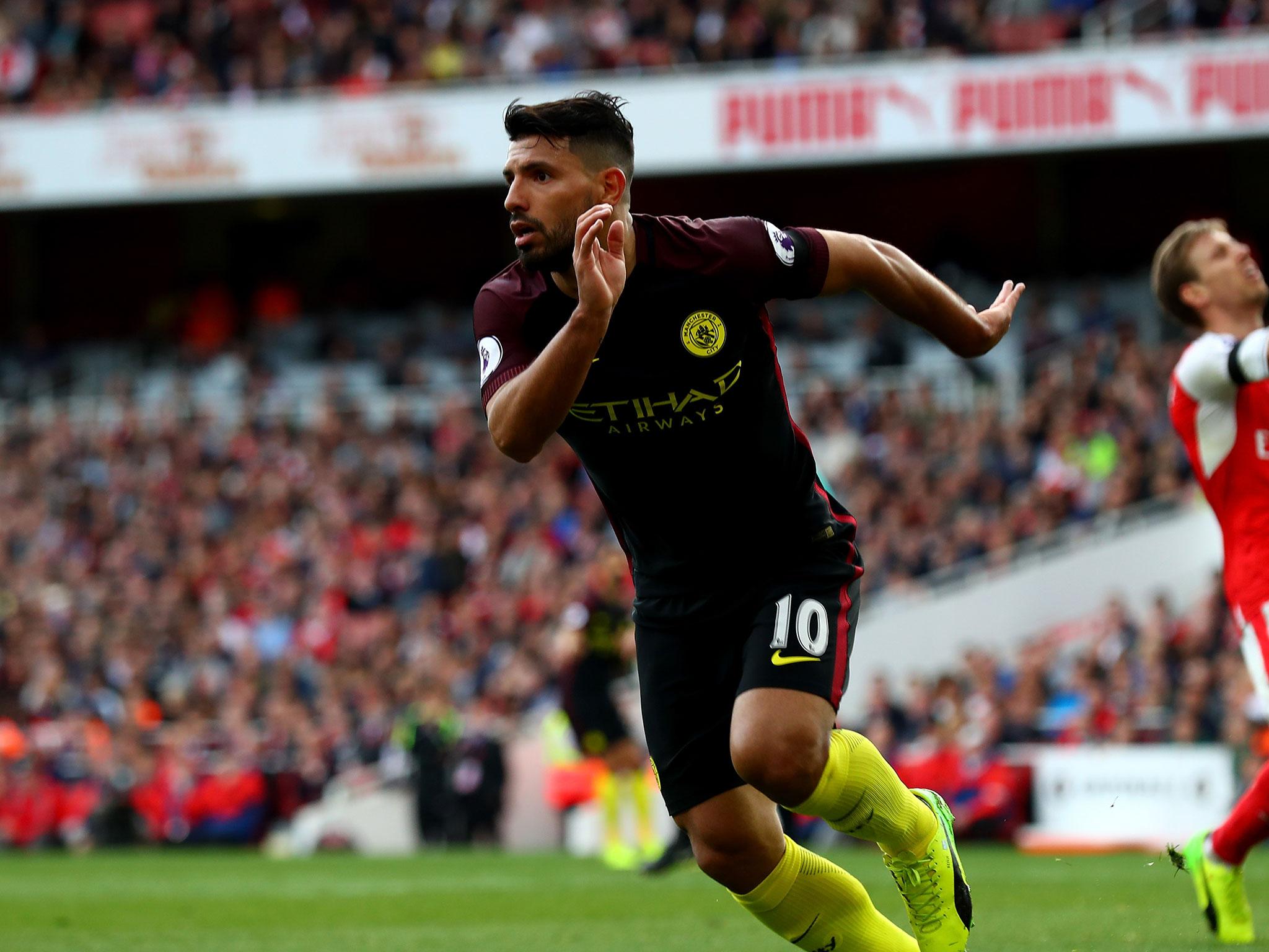 &#13;
Aguero put Manchester City just before half-time &#13;