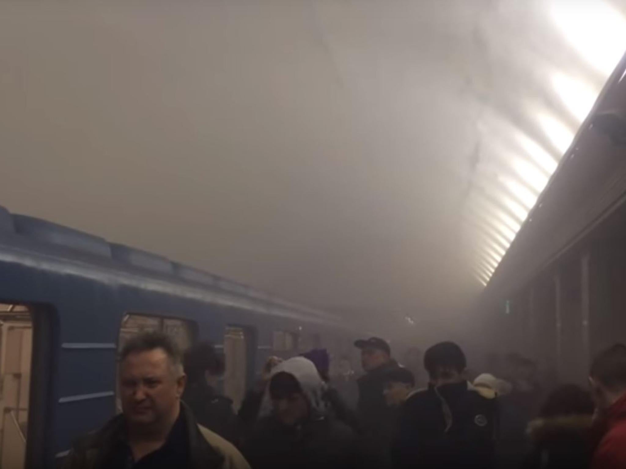 Footage from the scene showed commuters evacuating the platform (Youtube)