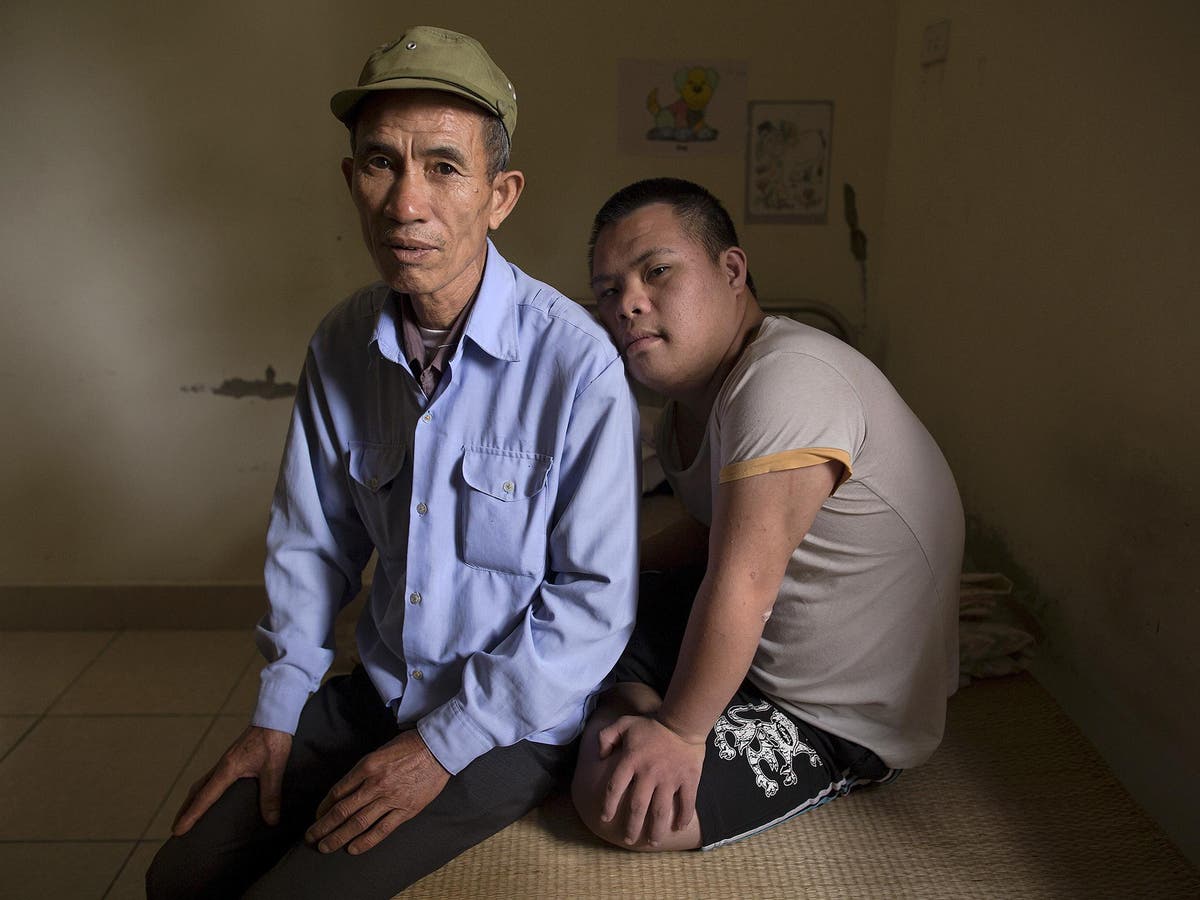 Vietnamese Families Still Battling The Aftermath Of Agent Orange The Independent The Independent