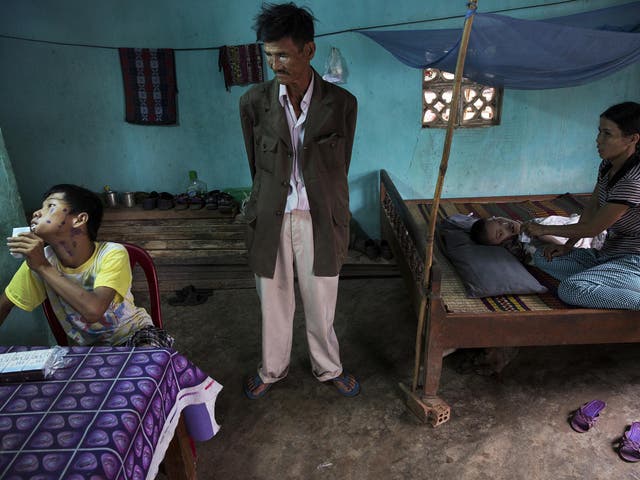 Vietnamese Families Still Battling The Aftermath Of Agent Orange The Independent The Independent