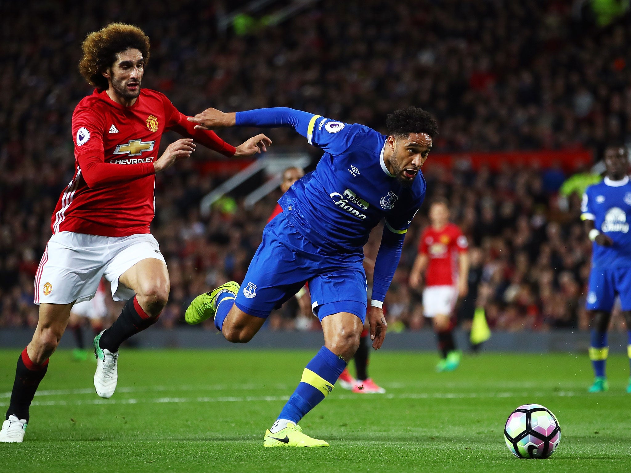 
Williams in action for Everton 