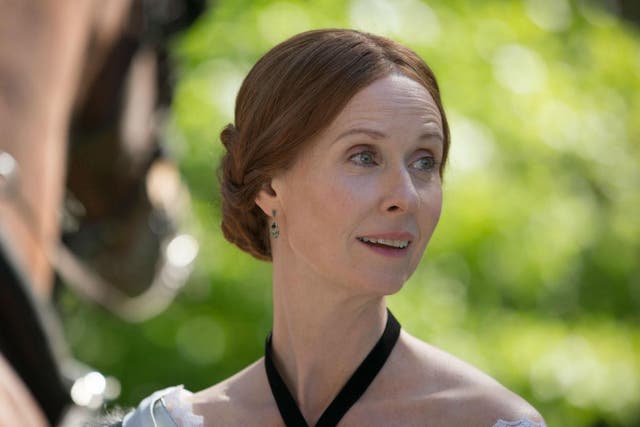 'Sex and the City' actress Cynthia Nixon plays the poet Emily Dickinson in 'A Quiet Passion' 