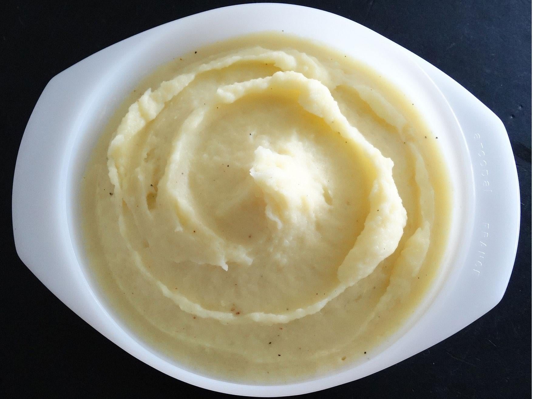 Mashed potatoes, traditionally served with gravy. But could coffee become a replacement?