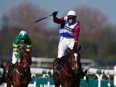One For Arthur wins the 2017 Grand National