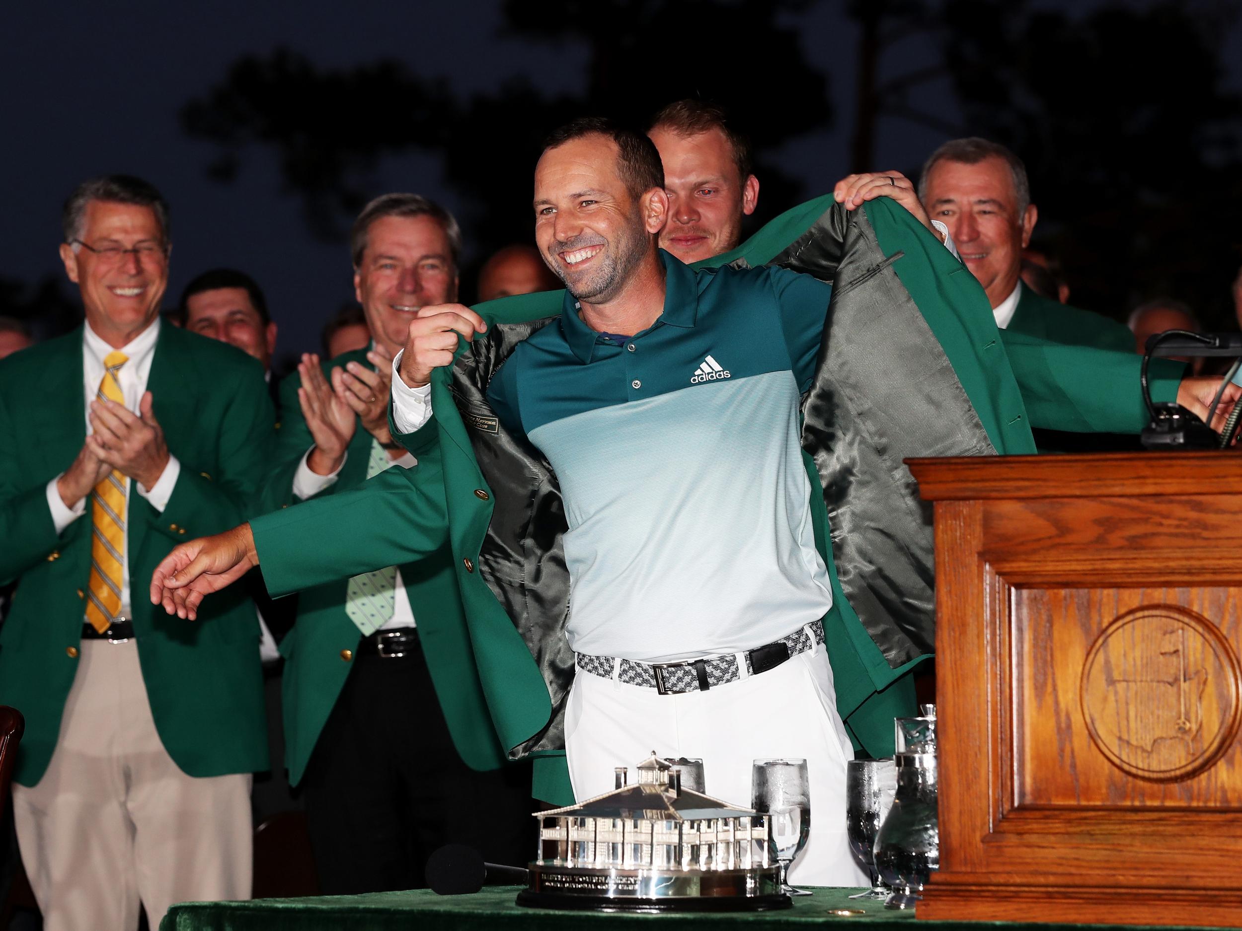Sergio Garcia receives his Green Jacket from Danny Willett?(Getty)