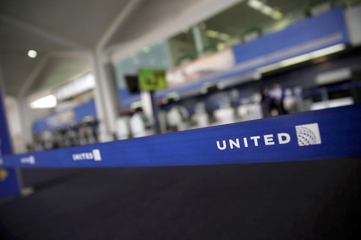 United Airlines Suffers Near 1bn Loss In Value After Passenger Was