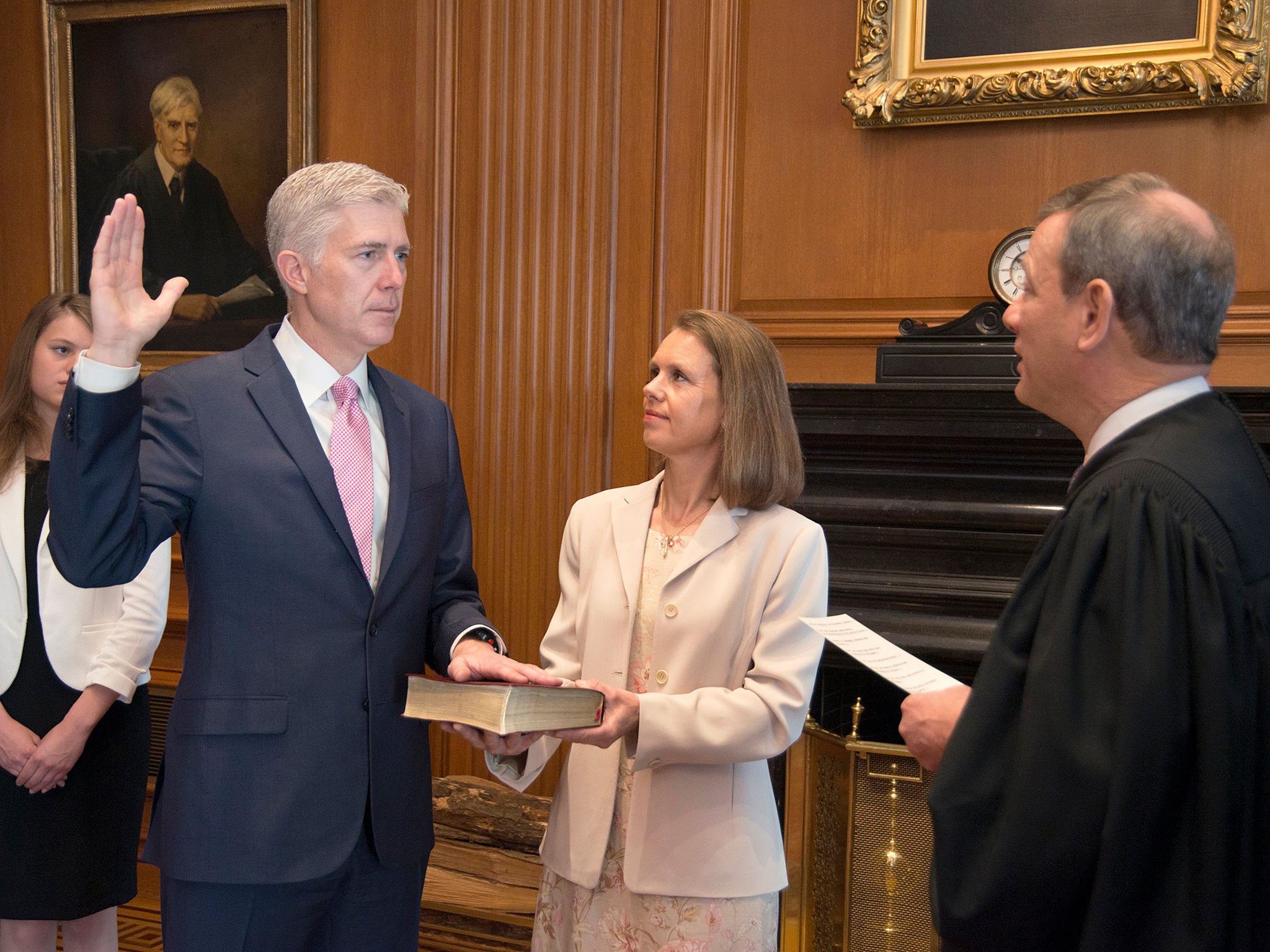 Neil Gorsuch is sworn in as the next Supreme Court Justice