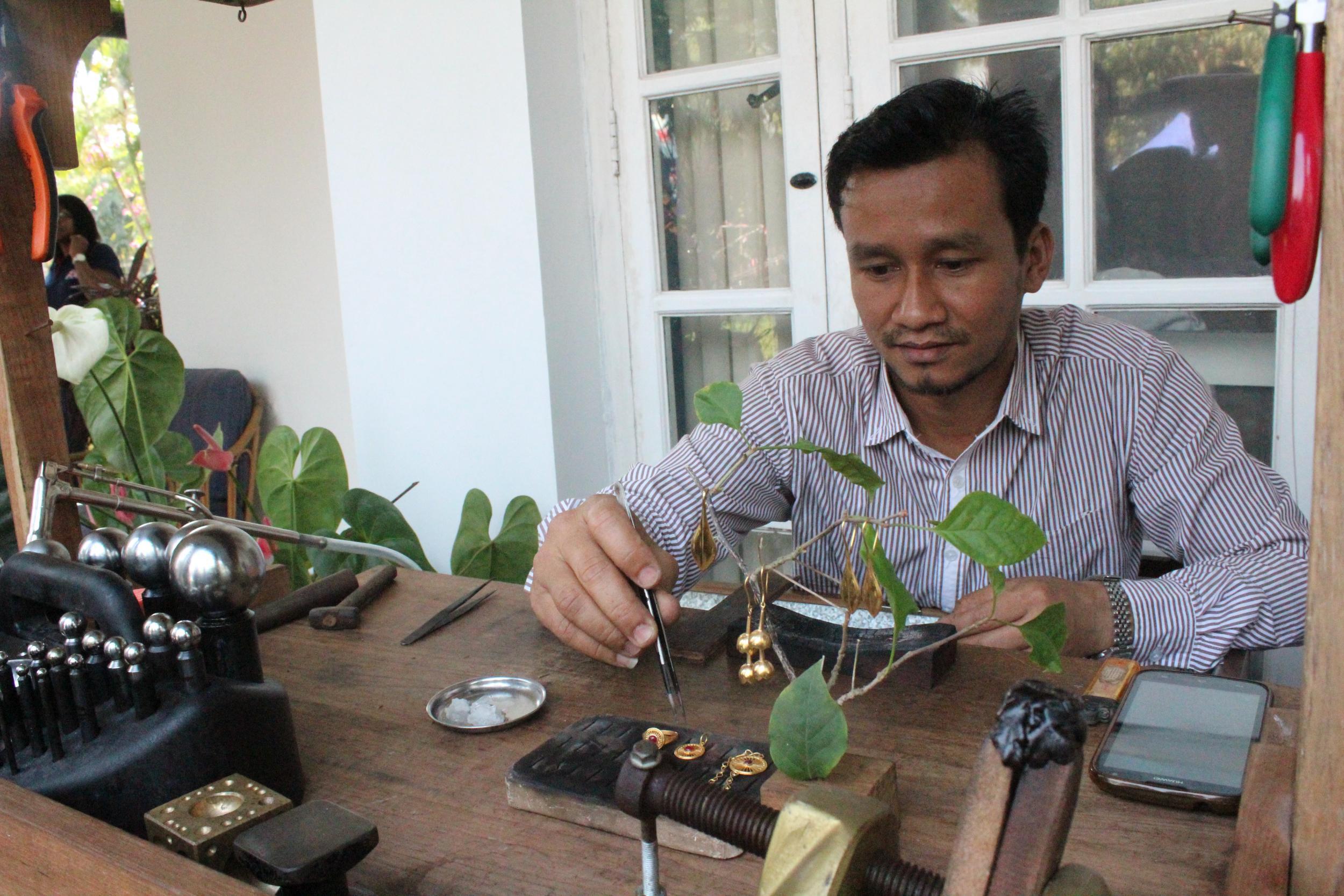 Gold fingers: NGO Turquoise Mountain saved Aung Chay from emigrating to Japan