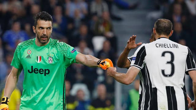 Juventus Vs Barcelona Player Ratings Paulo Dybala Outshines His Compatriot Lionel Messi In Dominant Display The Independent The Independent