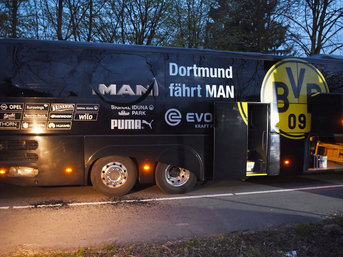 Dortmund Bus Attack Goalkeeper Roman Burki Relives Moment Explosives Went Off Near Team Bus The Independent The Independent