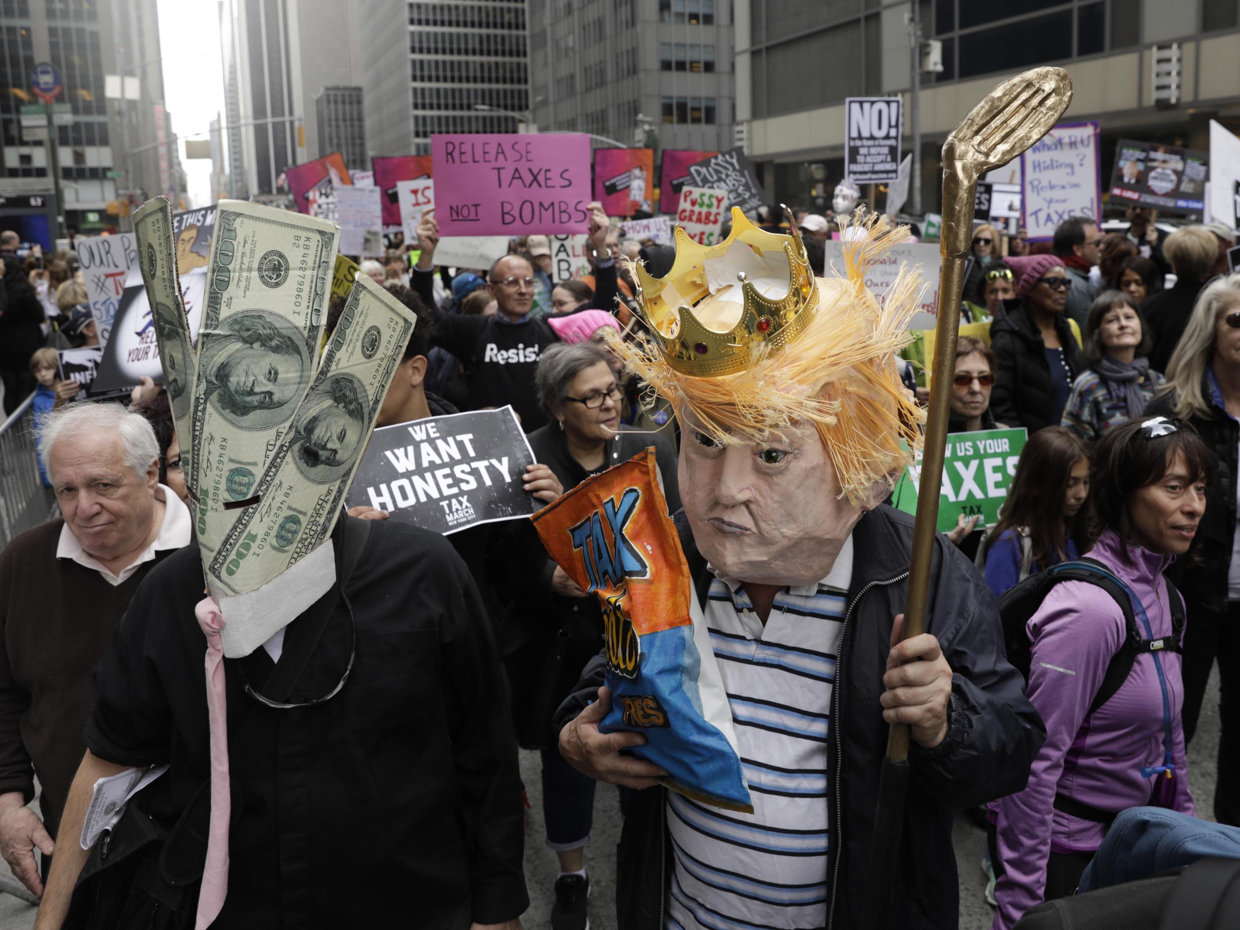 Demonstrators in New York demand Donald Trump release his tax returns