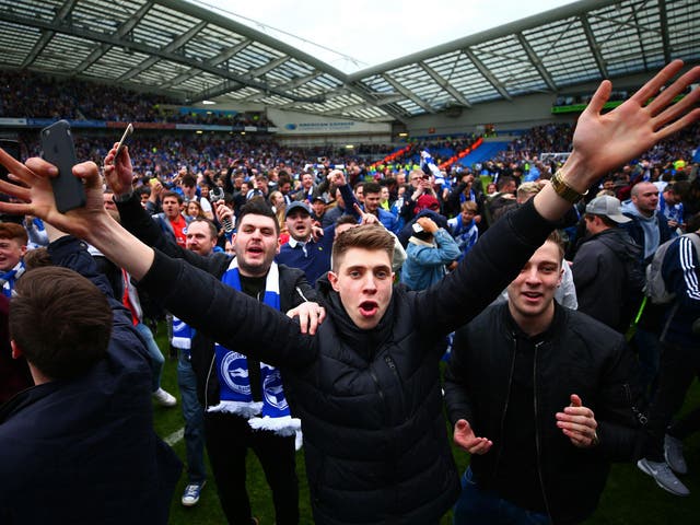 Brighton are promoted to the Premier League following Huddersfield's draw