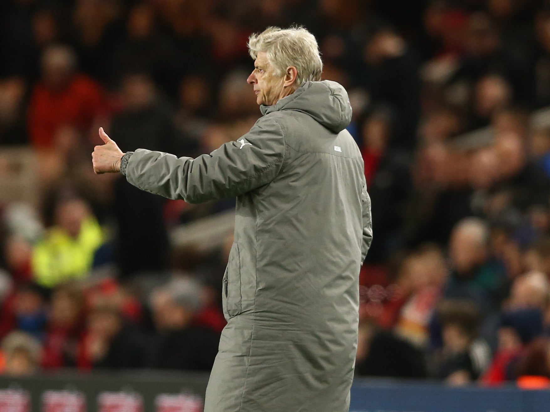 Wenger still thinks his side can finish in the top-four