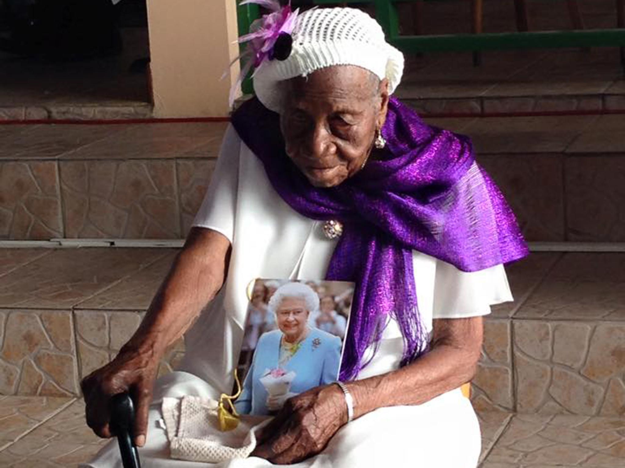 Сколько старухи живут. Вайолет Браун долгожитель. Жительницы Ямайки.