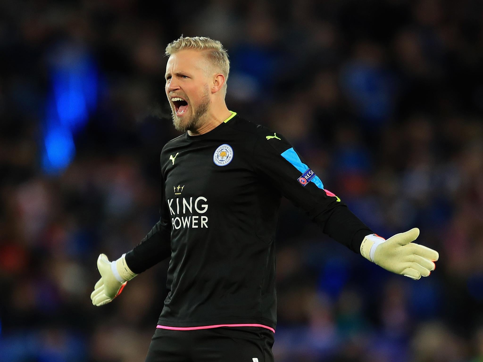 Pipped at his far post for Saul’s sublime header. Confident as always between the sticks and assertive under the high ball. Made a number of key saves.